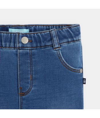 Pull-on jeans with elastic waist
