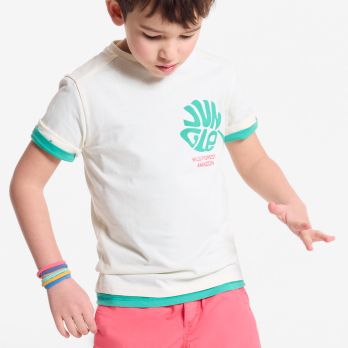 Boy's off-white T-shirt with a slogan and leaf motif on the front and back