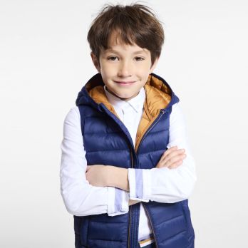 Lightweight sleeveless hooded puffer jacket