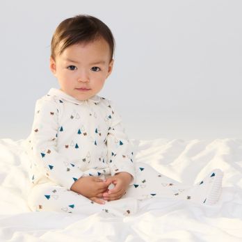 Baby boy's white bear zipped velvet sleepsuit